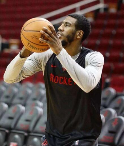 巴黎人报：舍瓦利耶有望迎来国家队首秀，多名轮换球员将出场（巴黎人报：舍瓦利耶有望上演国家队处子秀，多名轮换球员将获得出场机会）