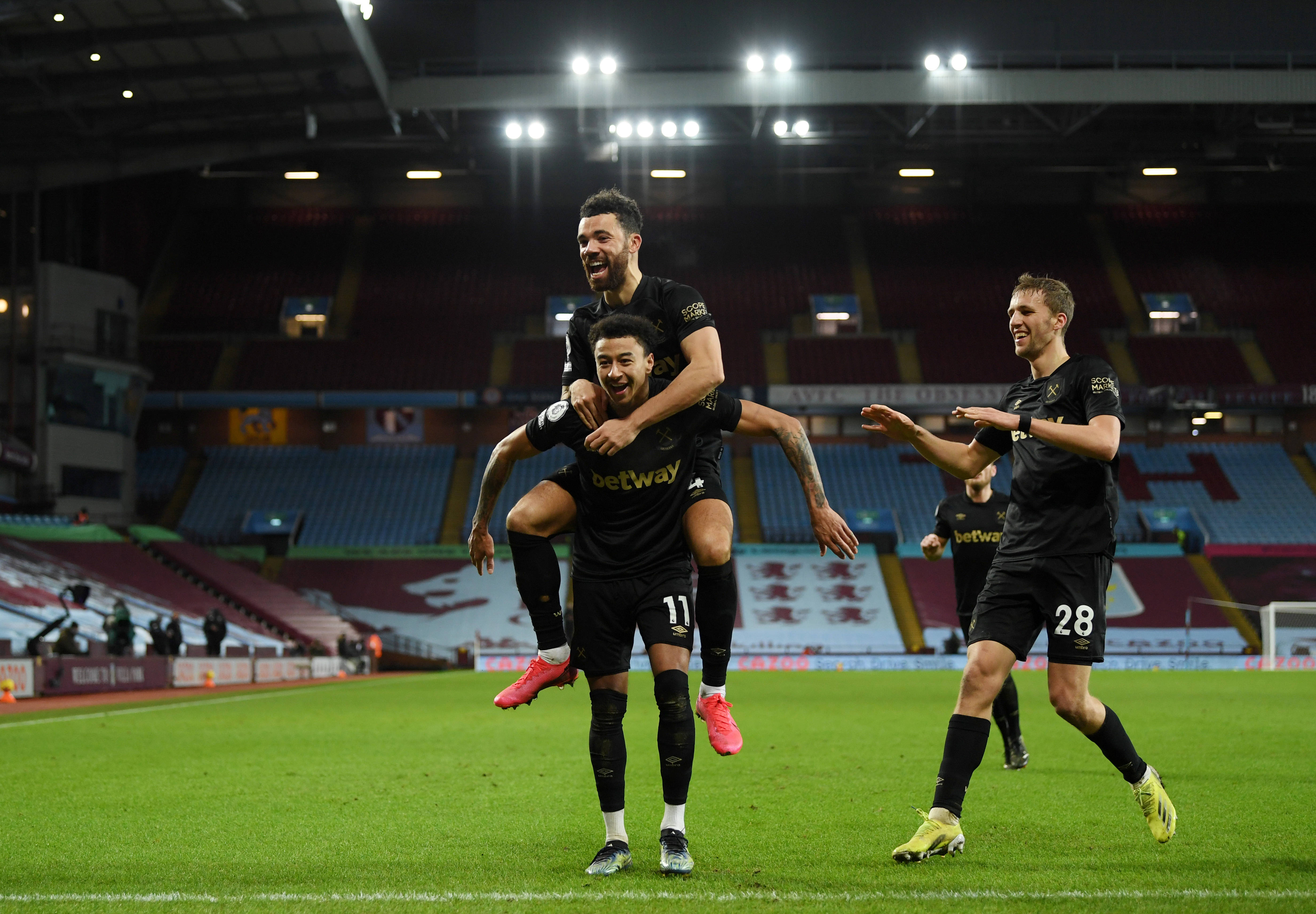 斯内德：我不是健美运动员没去过健身房；枪手今年会有所作为（斯内德：我非健美型，从未进健身房；看好枪手本季有作为）