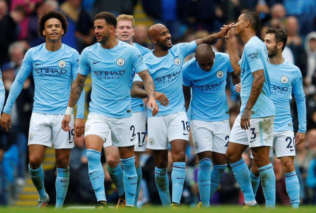 为了总冠军，马刺需不需要现在就梭哈？（为冲冠，马刺该不该现在就孤注一掷？）