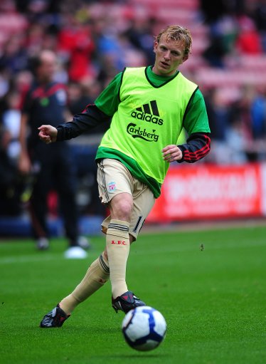 媒体人：咪咕声明昨晚拟的 此刻咪咕和CBA正进行揭幕战前最后谈判（媒体人称咪咕声明昨晚拟定 目前咪咕与CBA就揭幕战进行最后谈判）