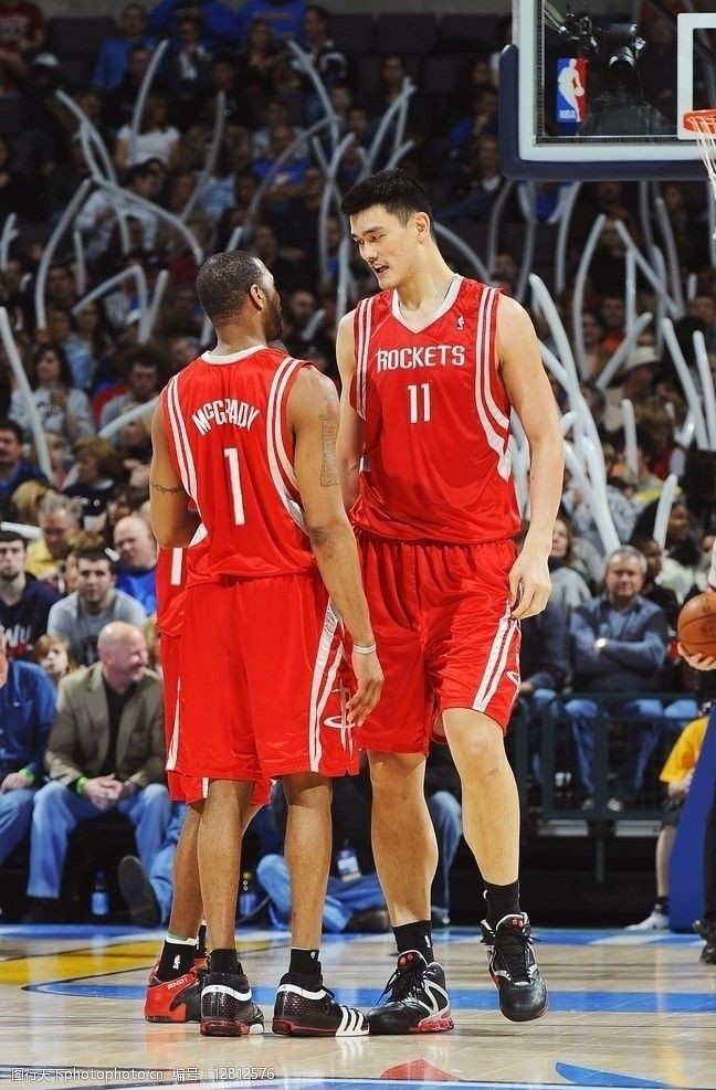 尤文跟队：加蒂扭伤膝盖，今天将接受检查（尤文跟队消息：加蒂膝盖扭伤，今日接受检查）