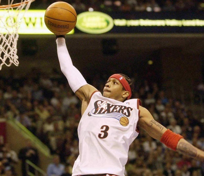 官方：苏格兰裁判沃尔什将执法欧冠第6轮拜仁vs葡体（官宣：苏格兰裁判沃尔什将吹罚欧冠第6轮拜仁对阵葡体）