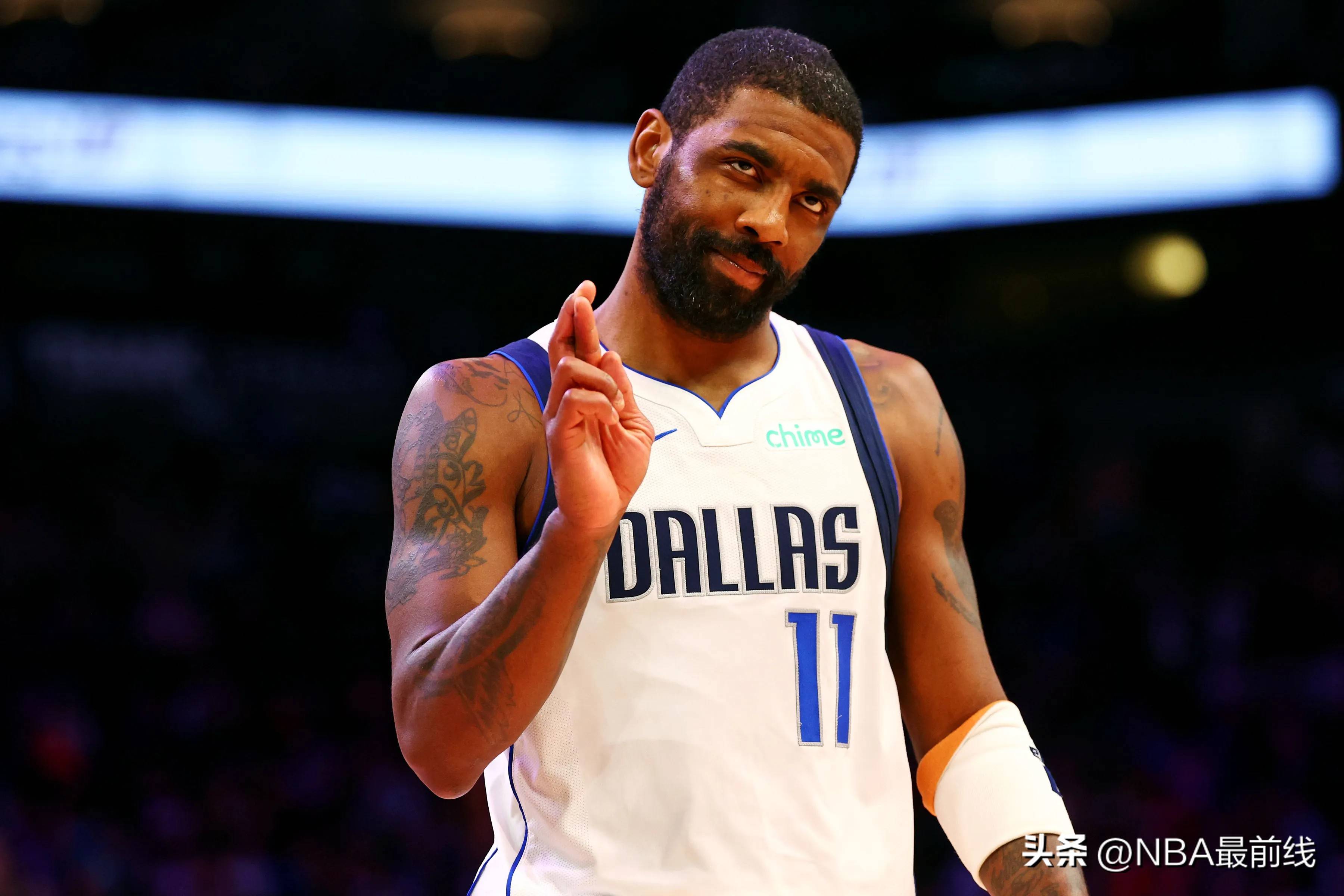 火箭年轻核心刷爆个人纪录（火箭新星刷新生涯纪录）