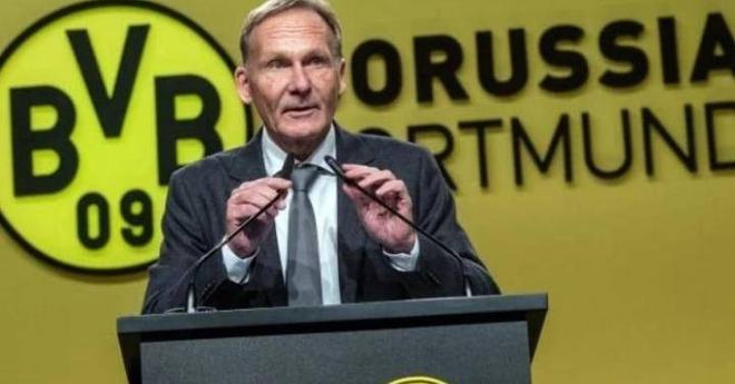 文班亚马谈淘汰赛：我对自己非常有自信，一切都将水到渠成（文班亚马谈淘汰赛：我对自己信心十足，一切都会顺其自然）