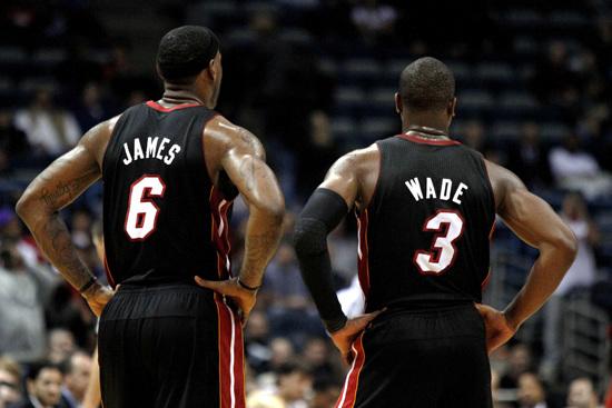 德国发布赛前海报：基米希、格纳布里出镜（德国队赛前海报亮相：基米希与格纳布里同框）