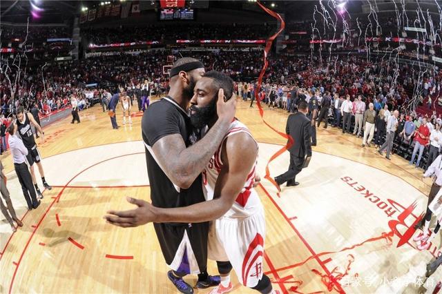 苏格兰国家队主帅：飞美国机票很贵，球迷没必要借钱去看世界杯（苏格兰队主帅：美国机票太贵，球迷无需借钱看世界杯）