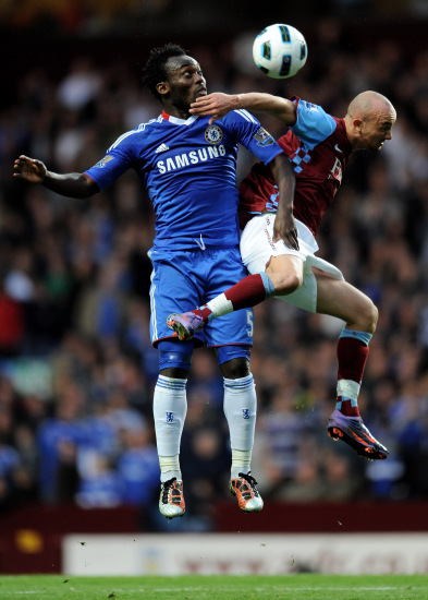 切特70%命中率18分＆SGA13分，雷霆半场领先9分（雷霆半场领先9分：切特70%命中率砍18分，SGA斩获13分）